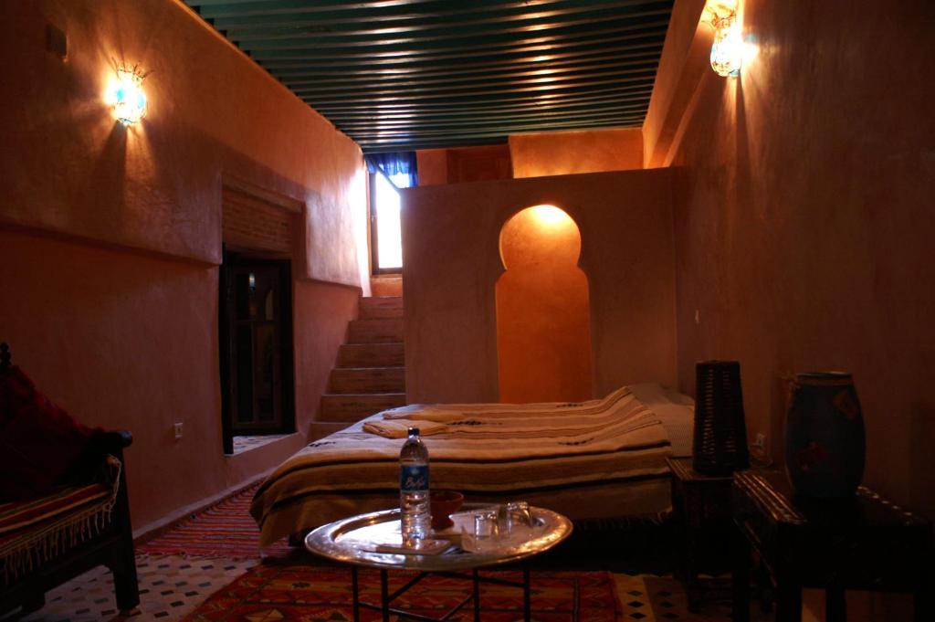 Riad Felloussia Мекнес Номер фото
